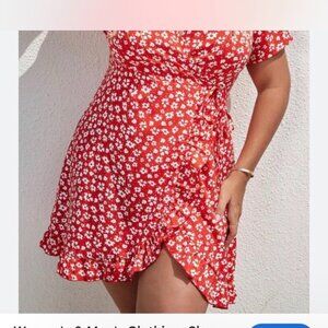WOMENS PLUS SIZE RED FLORAL DRESS SIZE 3X